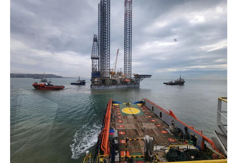 ASCO gəmilərinin iştirakı ilə “Neptun” qurğusunun yedəklənməsi əməliyyatı başlayıb