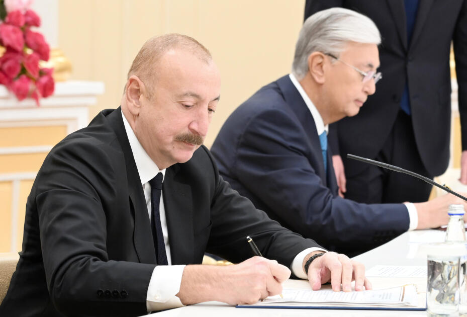 Состоялся обмен документами, подписанными между Азербайджаном и Казахстаном