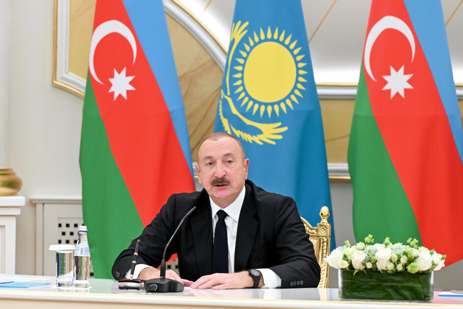 Президент Ильхам Алиев и Президент Касым-Жомарт Токаев выступили с заявлениями для прессы