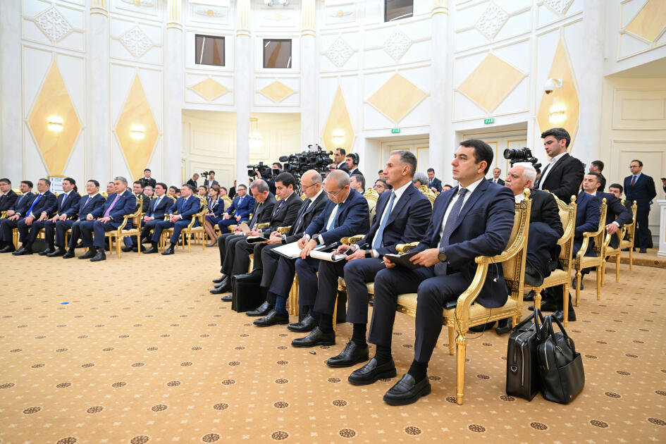 Президент Ильхам Алиев и Президент Касым-Жомарт Токаев выступили с заявлениями для прессы