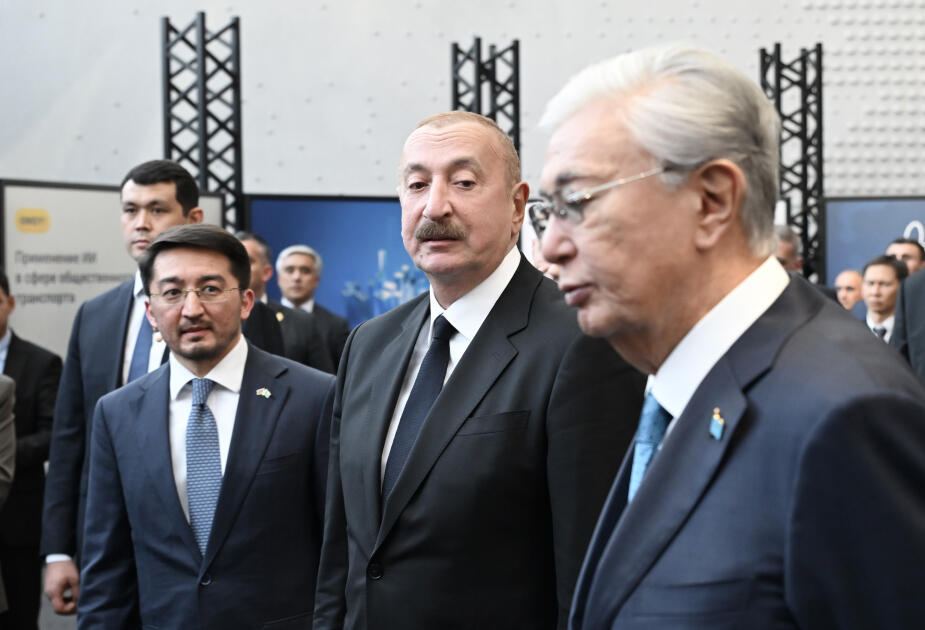 Prezident İlham Əliyev və Prezident Kasım-Jomart Tokayev Astanada “Alem.ai” Beynəlxalq Süni İntellekt Mərkəzində olublar