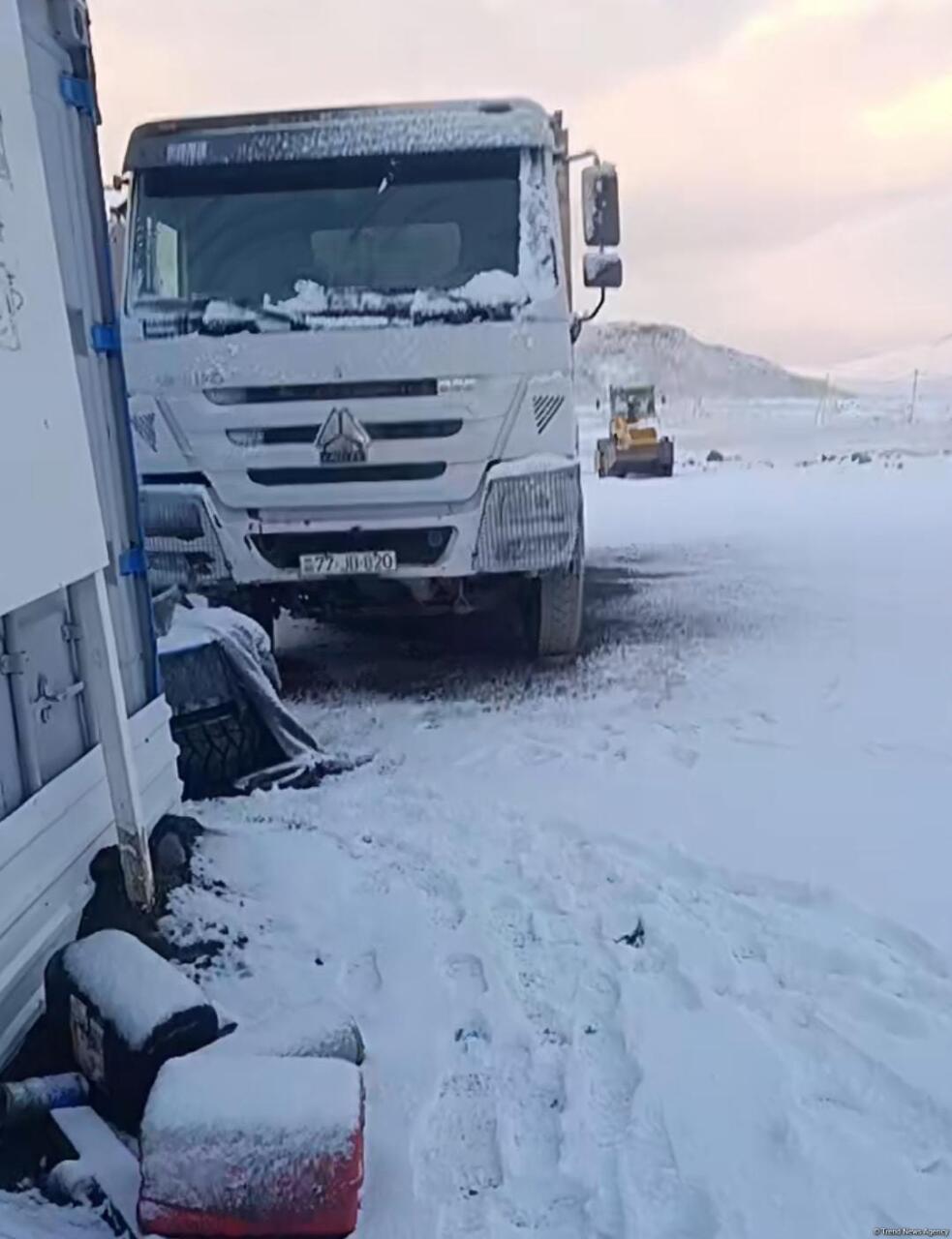 Azərbaycanda bu əraziyə qar yağdı
