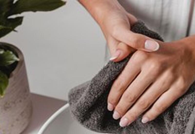 Гинеколог назвала необычный симптом молочницы