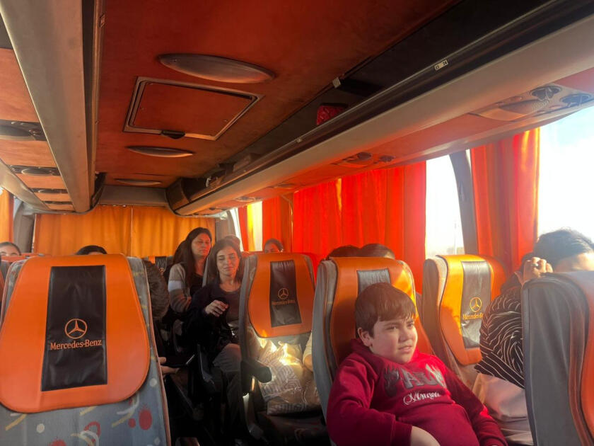 Növbəti köç karvanı Xocalının Təzəbinə kəndinə çatıb