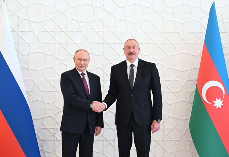 Президент Владимир Путин позвонил Президенту Ильхаму Алиеву