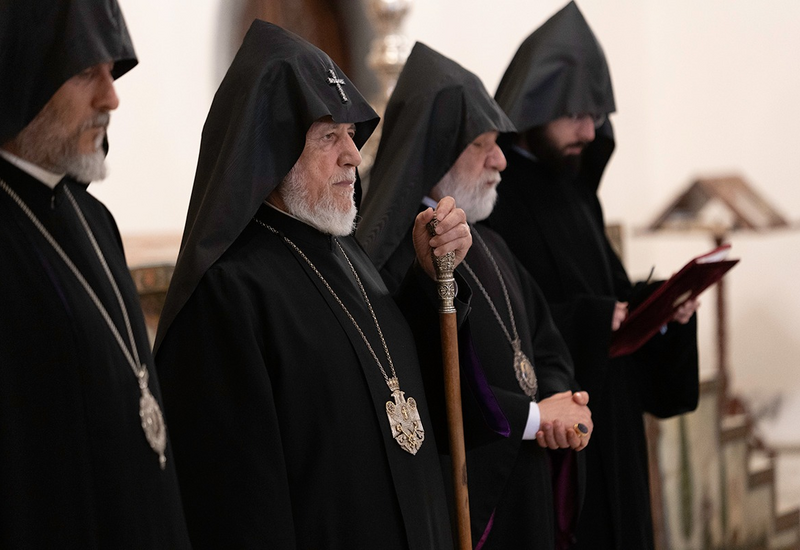 Спрут Эчмиадзина и его последний католикос