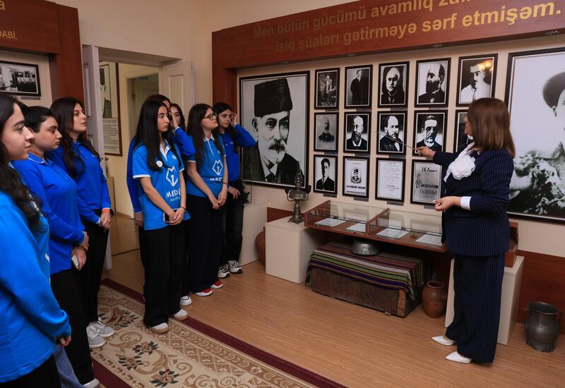 Azərbaycan milli mətbuatının 150 illik yubileyi ilə əlaqədar MEDİA və RİİB könüllüləri Zərdab şəhərinə səfər ediblər