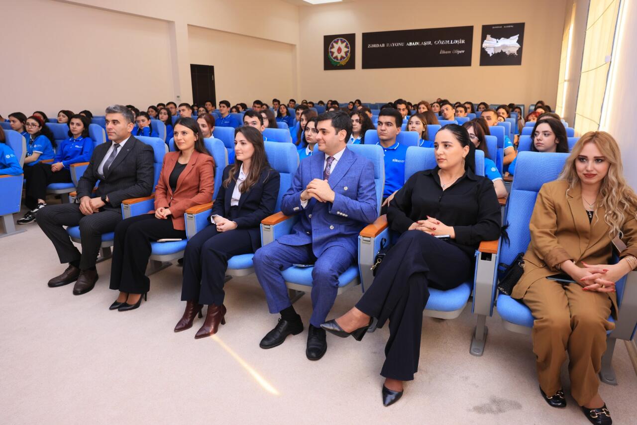 Azərbaycan milli mətbuatının 150 illik yubileyi ilə əlaqədar MEDİA və RİİB könüllüləri Zərdab şəhərinə səfər ediblər