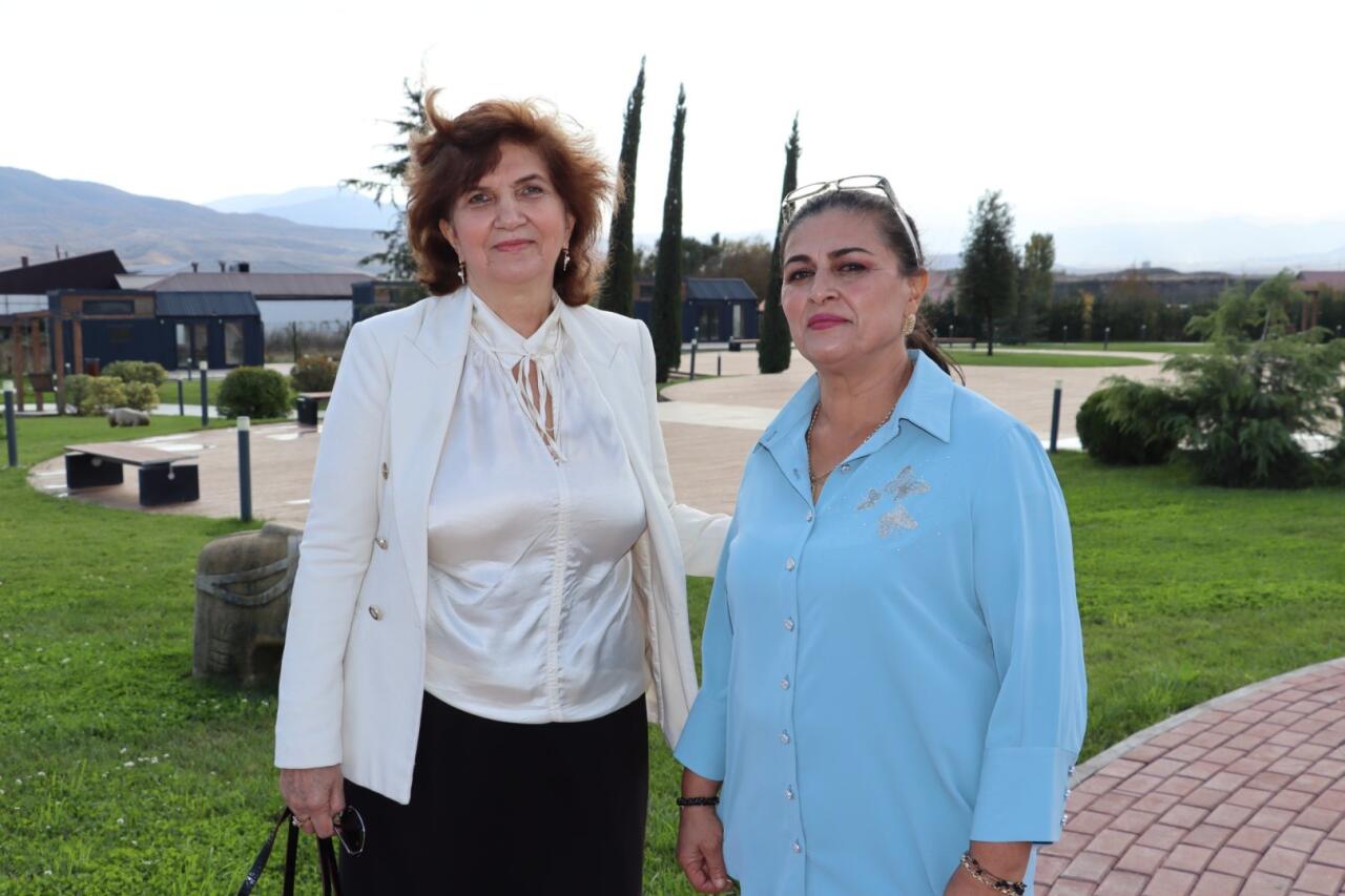 36 il sonra Xocalı məktəbinin məzunları bir araya gəliblər