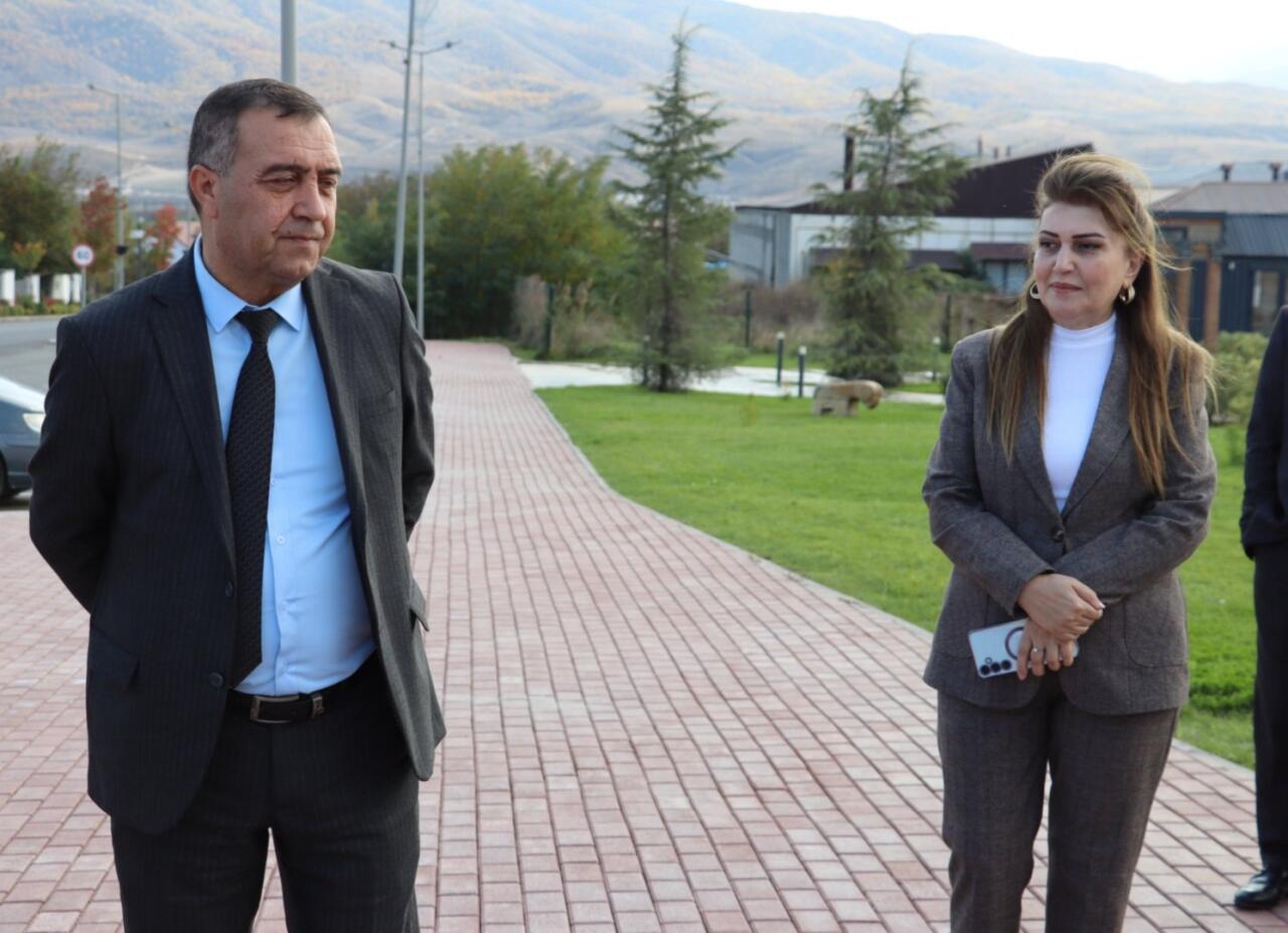 36 il sonra Xocalı məktəbinin məzunları bir araya gəliblər