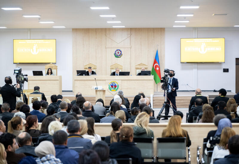 В Баку продолжился суд над лицами, обвиняемыми в совершении многочисленных преступлений против азербайджанского народа