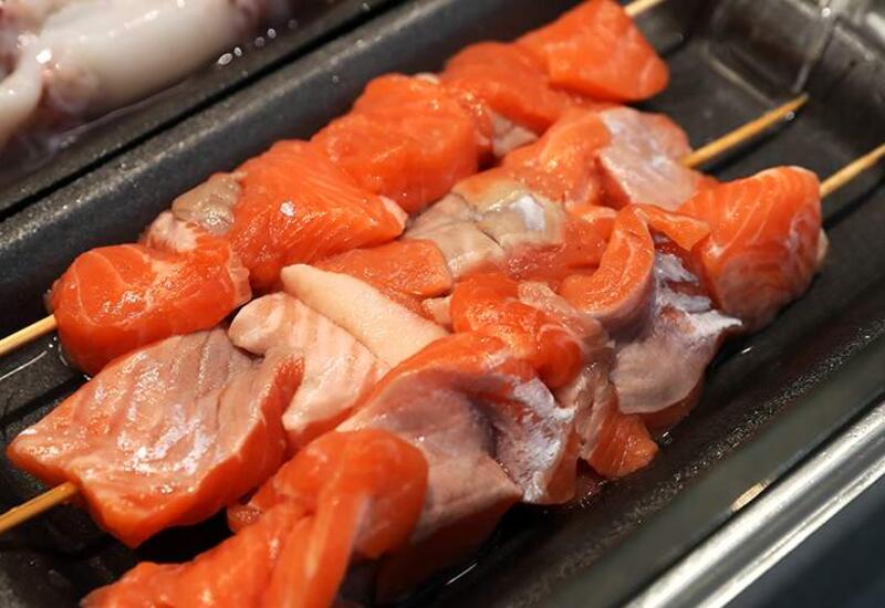 Врач рассказал об опасности блюд из сырой рыбы