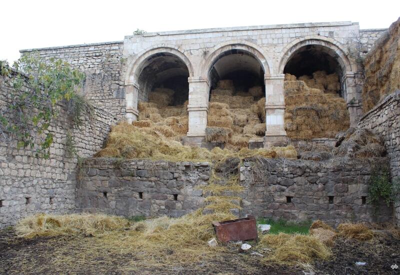 В Физули отреставрируют исторический караван-сарай