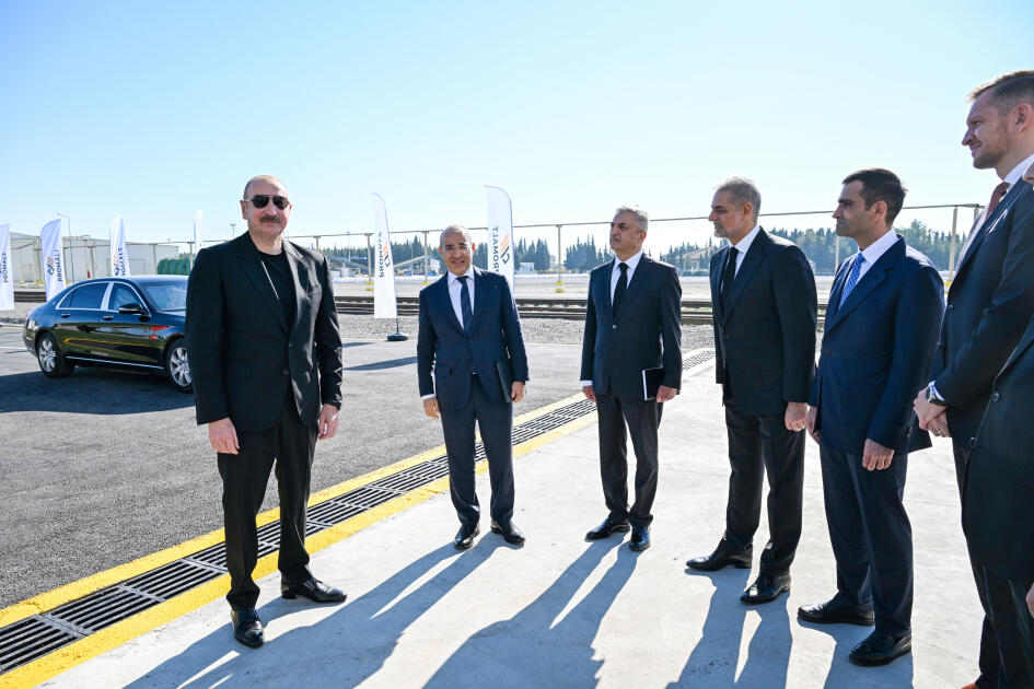Prezident İlham Əliyev İmişlidə “Promalt” MMC-nin arpa emalı müəssisəsinin açılışında iştirak edib