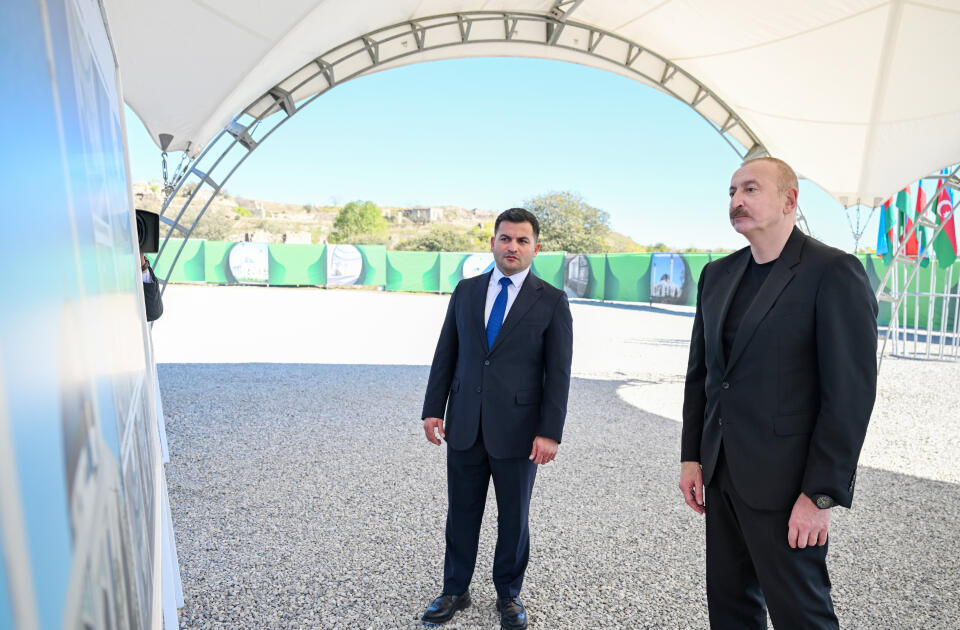 Prezident İlham Əliyev Cəbrayıl şəhər məscidinin təməlini qoyub