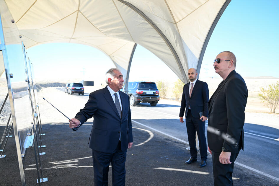 Prezident İlham Əliyev Cəbrayıl rayonunda “Şəfəq” Günəş Elektrik Stansiyasına gedən avtomobil yolunun açılışında iştirak edib