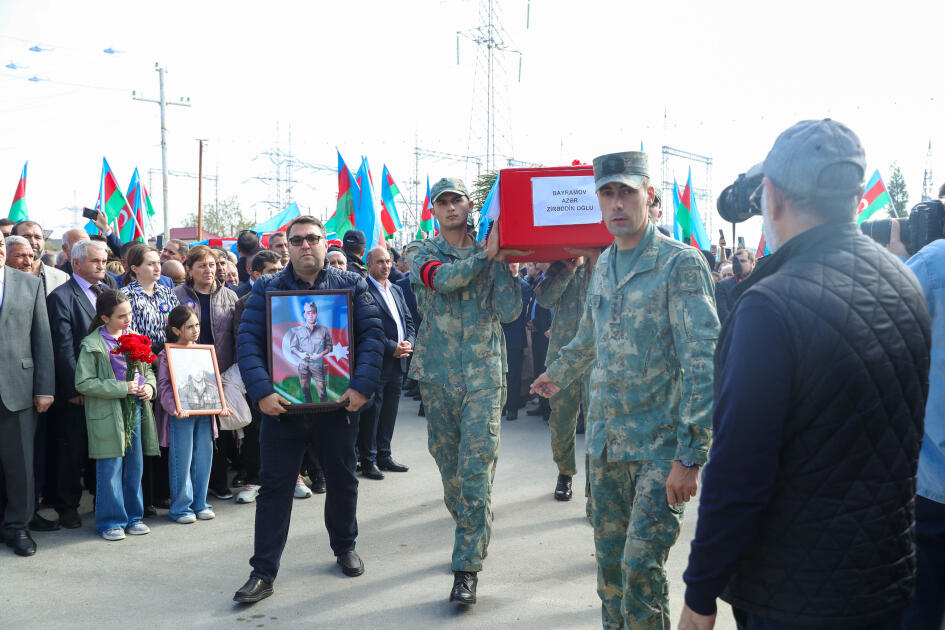 В Баку прошли похороны считавшегося пропавшим без вести шехида l Карабахской войны