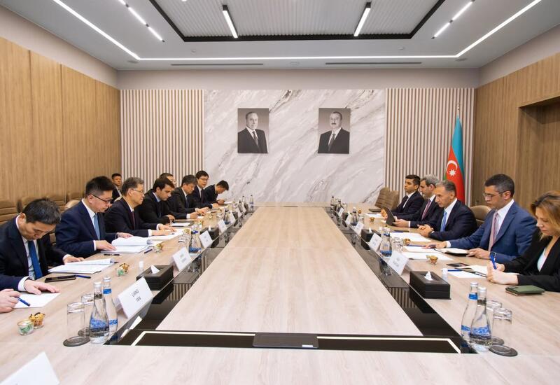 Азербайджан и Сиань обсуждают возможность прямого авиасообщения