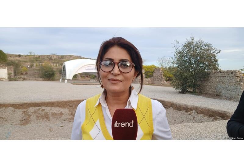 В Джебраильской городской мечети смогут молиться одновременно 615 человек