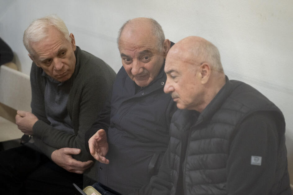 В Баку продолжился суд над лицами, обвиняемыми в совершении многочисленных преступлений против азербайджанского народа