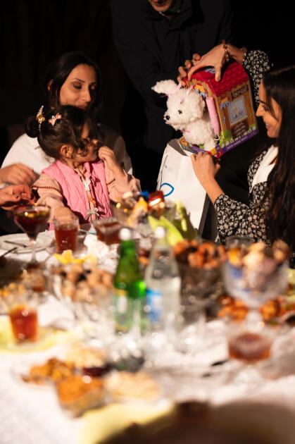 Heydər Əliyev Fondunun vitse-prezidenti Leyla Əliyeva Qəbələdə “Gənc arıçı” layihəsinin iştirakçısı ilə görüşüb