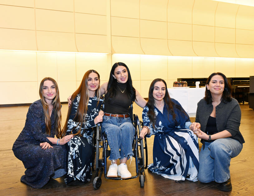 Heydər Əliyev Fondunun dəstəyi ilə alınan musiqi alətlərinin təqdimatı olub