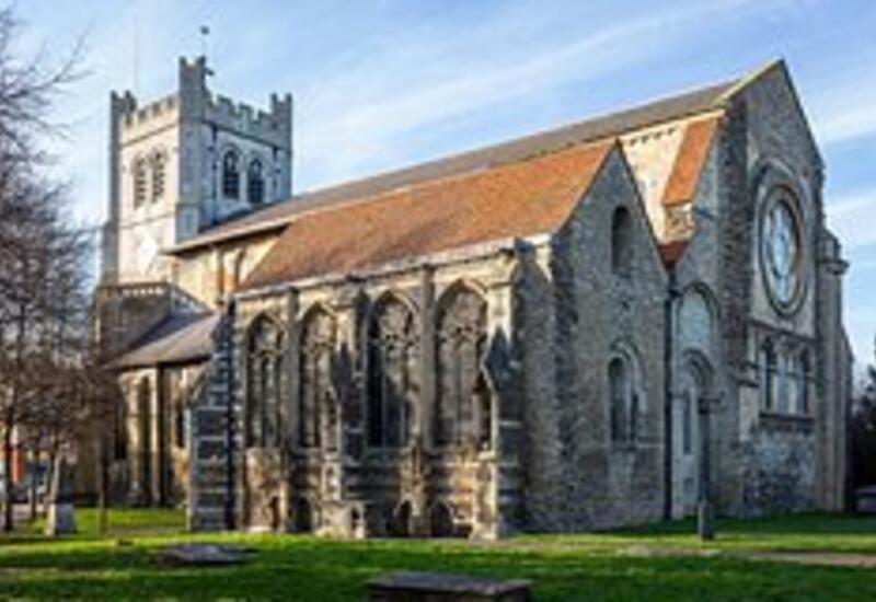 Мумифицированный кот стал стражем могилы короля