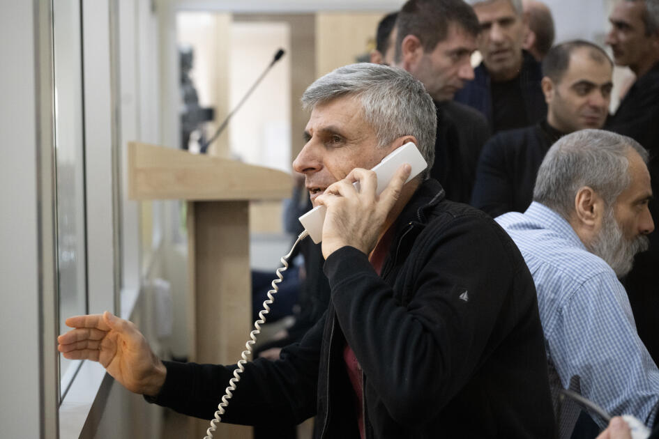 Ermənistan vətəndaşlarının məhkəmə istintaqı başa çatıb, prokurorlar çıxışa hazırlaşmaq üçün hakimdən vaxt istəyib