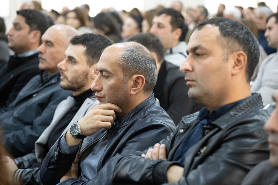 Ermənistan vətəndaşlarının məhkəmə istintaqı başa çatıb, prokurorlar çıxışa hazırlaşmaq üçün hakimdən vaxt istəyib