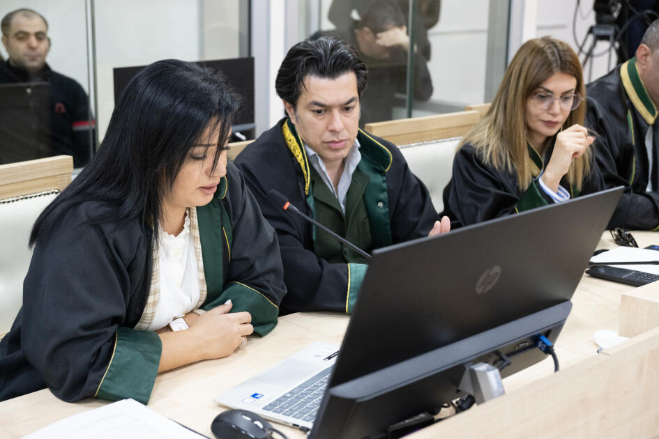 Ermənistan vətəndaşlarının məhkəmə istintaqı başa çatıb, prokurorlar çıxışa hazırlaşmaq üçün hakimdən vaxt istəyib