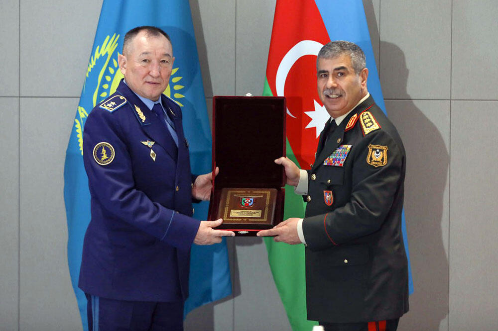 Азербайджан и Казахстан подписали план военного сотрудничества на 2026 год