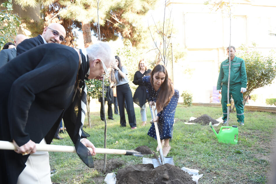 В рамках ART Weekend представлен перформанс «Фисташка: живое наследие»