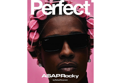 Муж Рианны примерил бигуди и шапочку