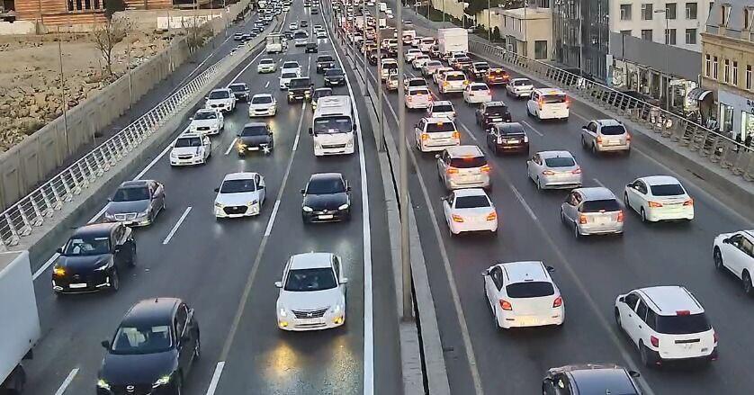 Bakıda 21 istiqamət üzrə tıcac var