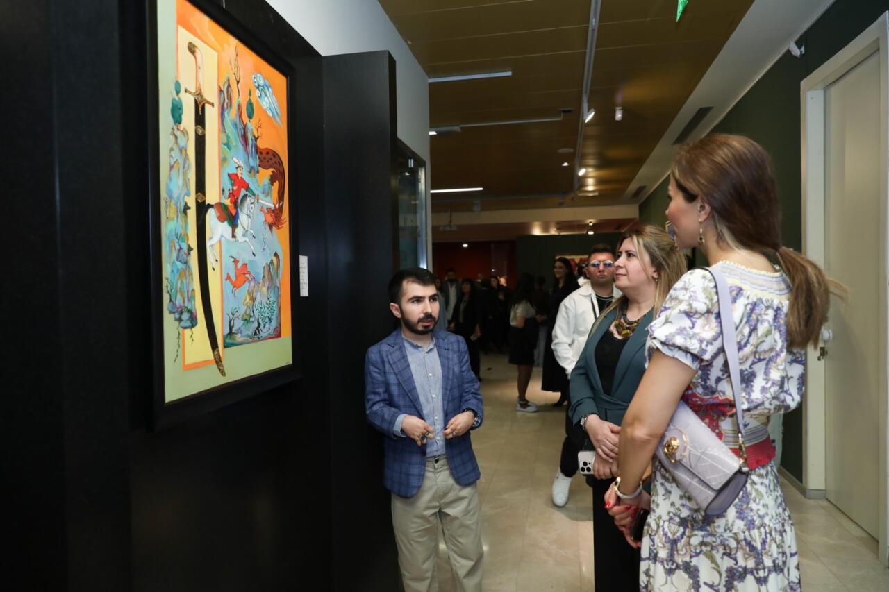 В Баку открылась интересная экспозиция в честь Победы