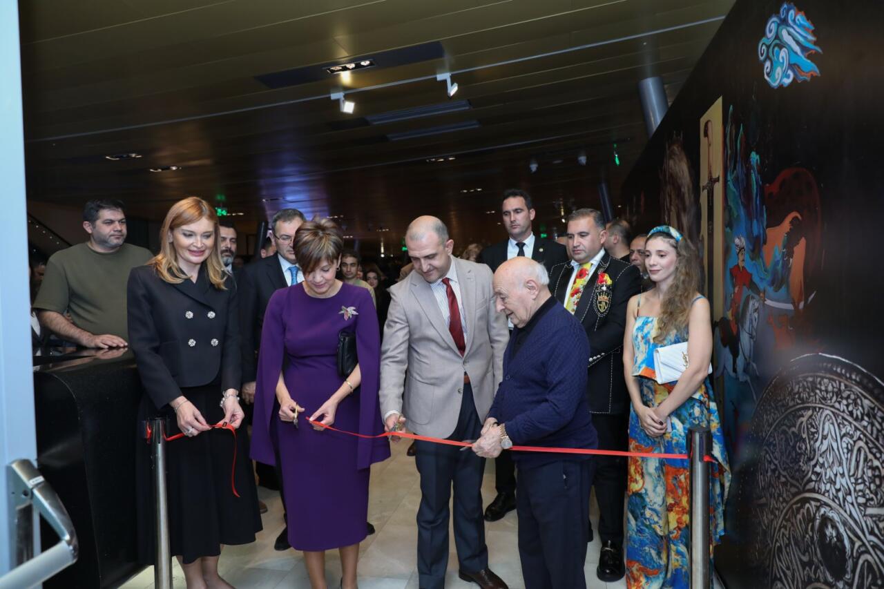 В Баку открылась интересная экспозиция в честь Победы