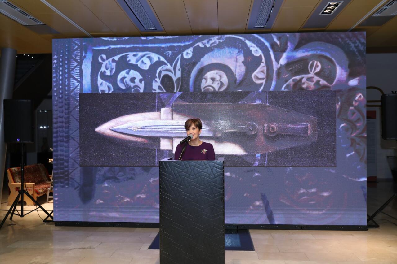 В Баку открылась интересная экспозиция в честь Победы