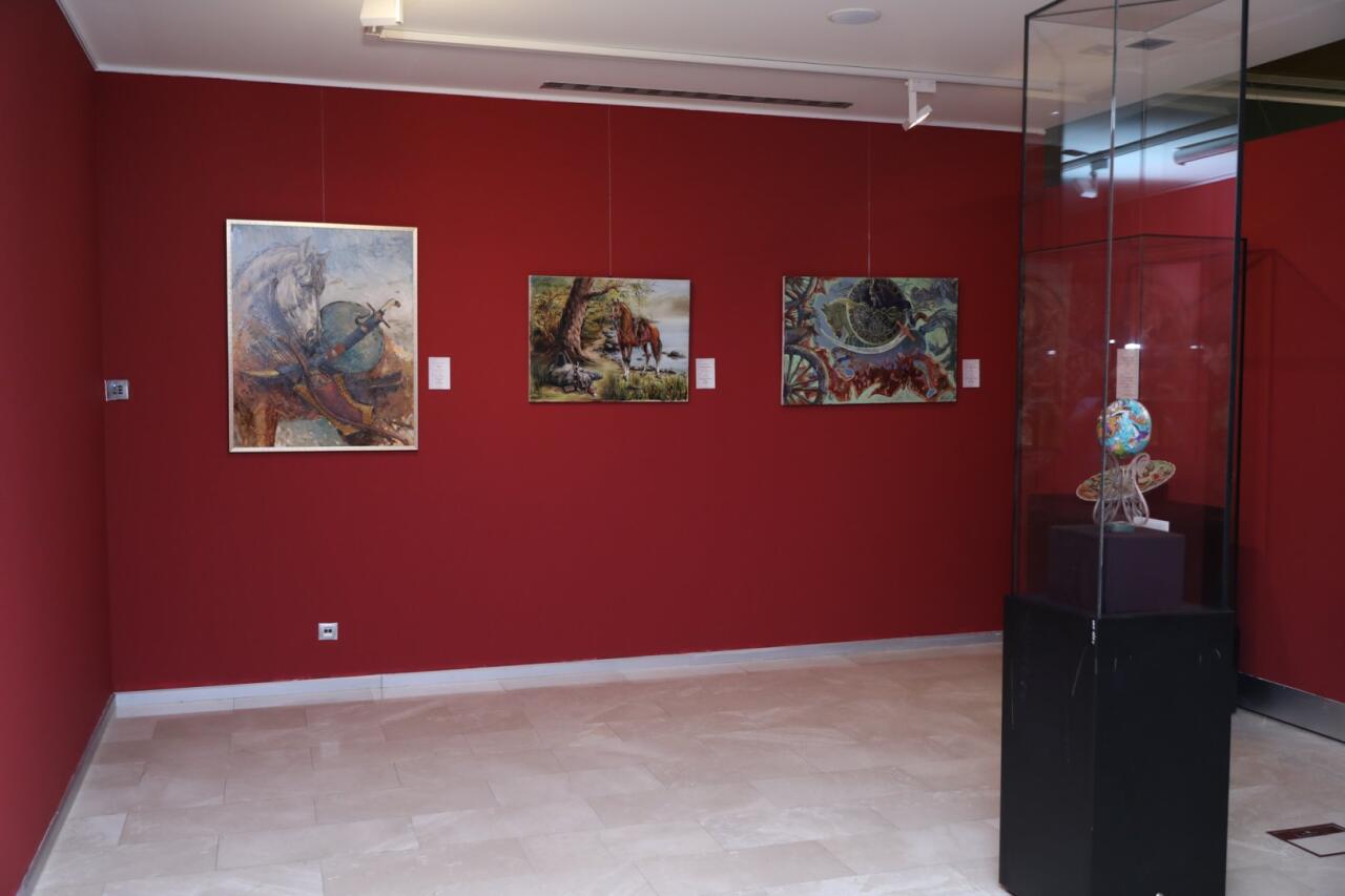 В Баку открылась интересная экспозиция в честь Победы