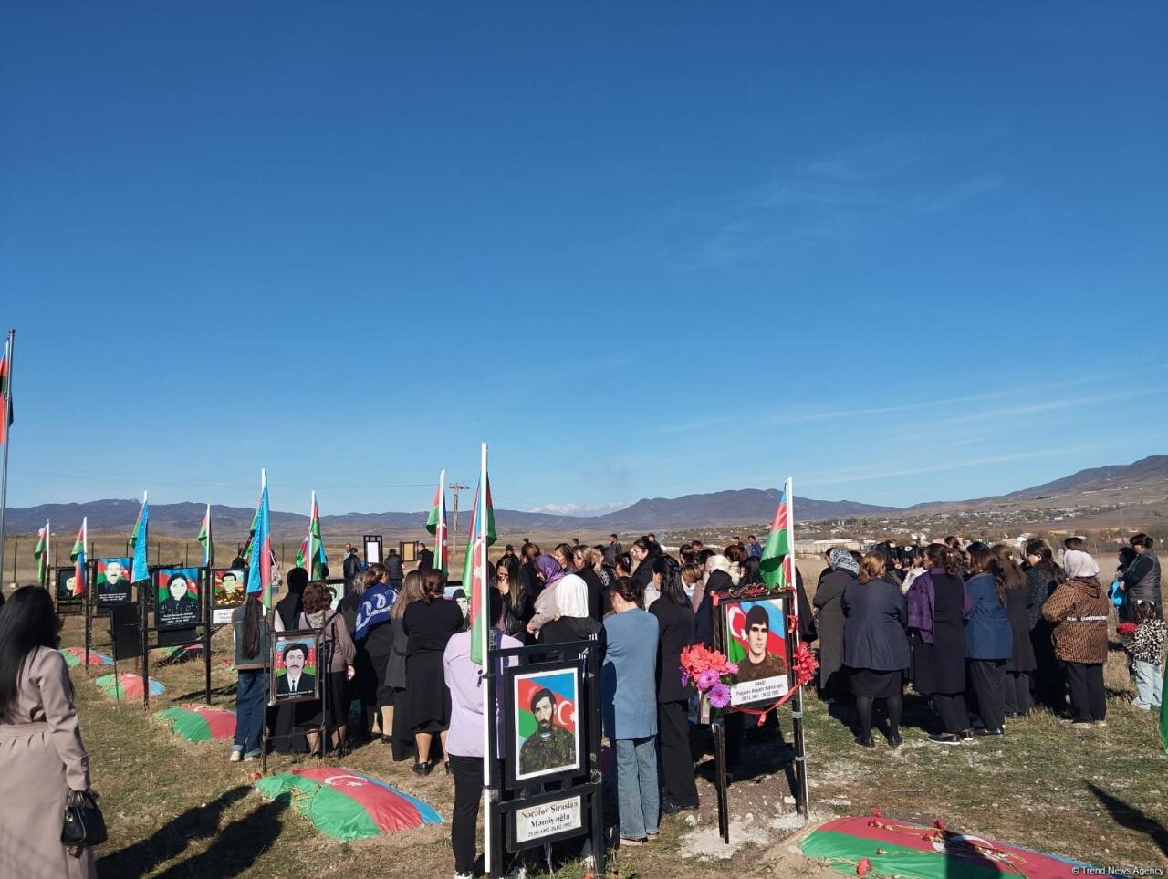 В Ходжалы захоронены останки двух считавшихся пропавшими без вести шехидов I Карабахской войны