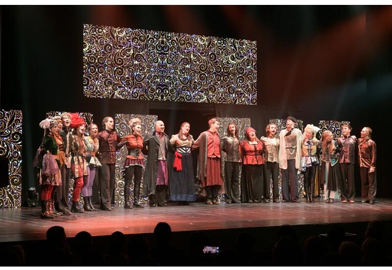 Торжество азербайджанской оперетты "Аршин мал алан" на немецком языке в Вене