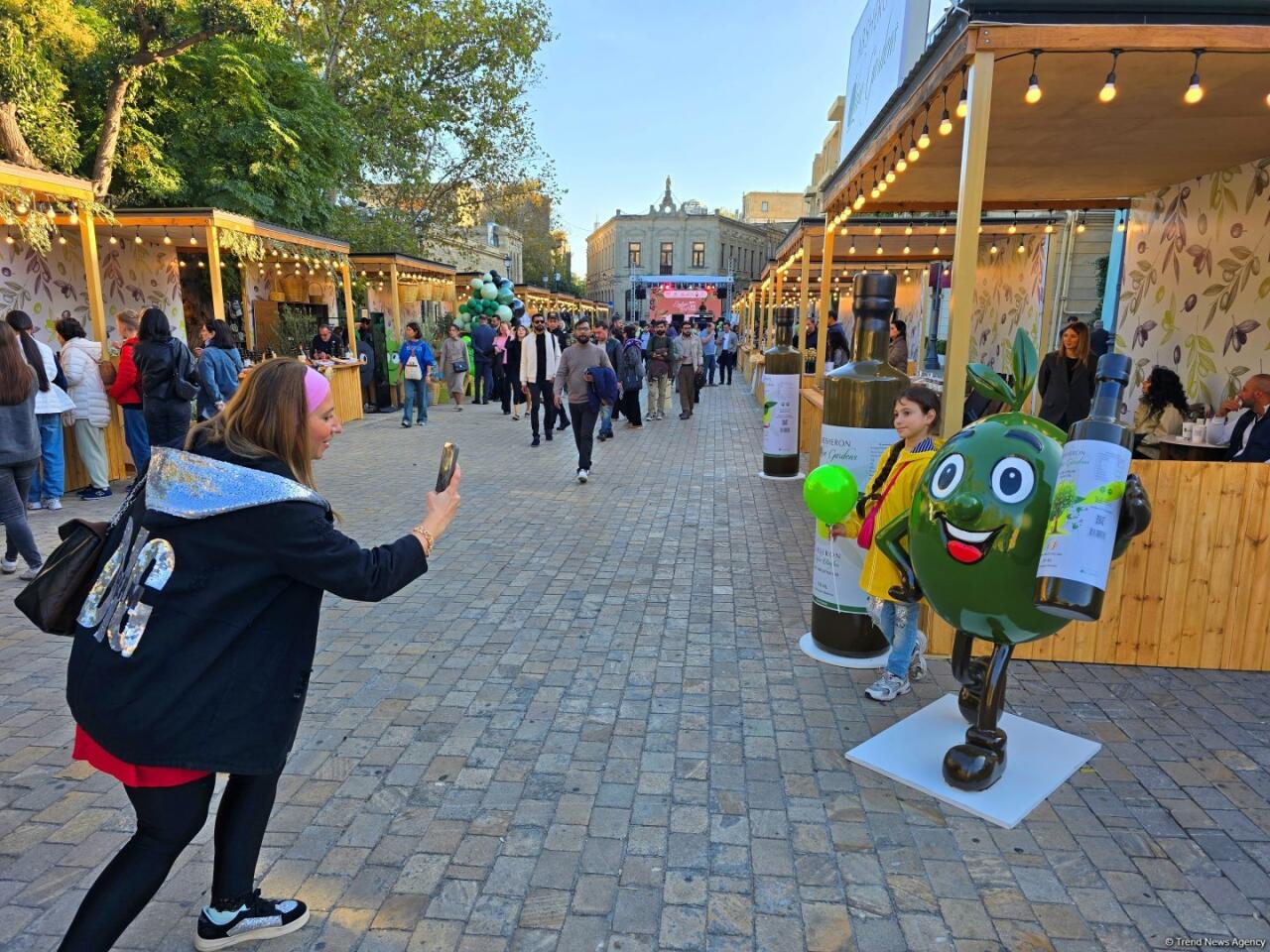 Фестиваль оливок в Ичеришехер: аромат осени, вкус традиций и энергия здоровья