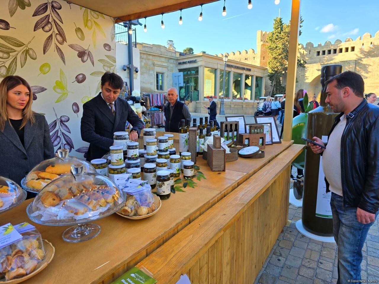 Фестиваль оливок в Ичеришехер: аромат осени, вкус традиций и энергия здоровья