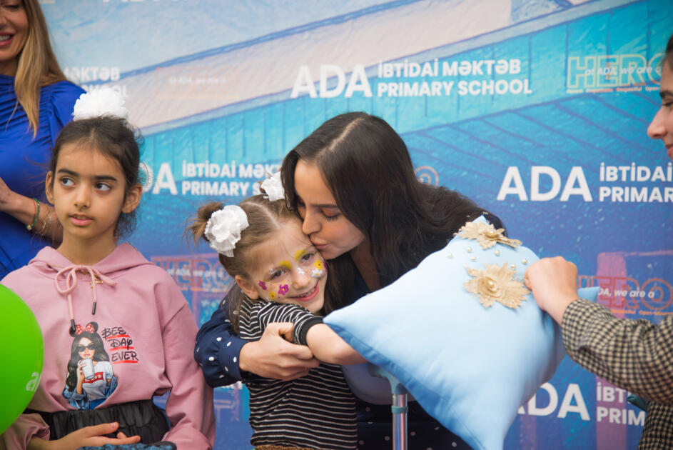 ADA İbtidai Məktəbində xeyriyyə məqsədli Payız festivalı – Məhsul bayramı keçirilib