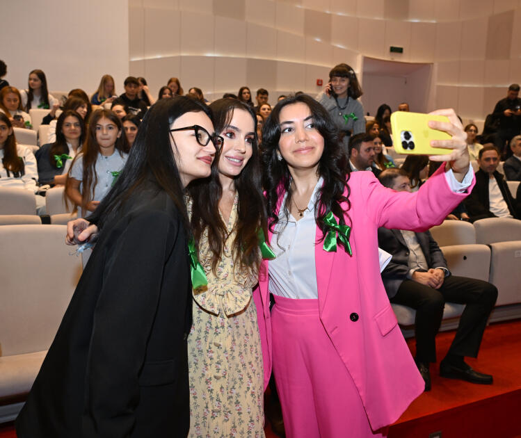 Heydər Əliyev Fondunun vitse-prezidenti Leyla Əliyeva “EcoMind 2025” konfransında iştirak edib