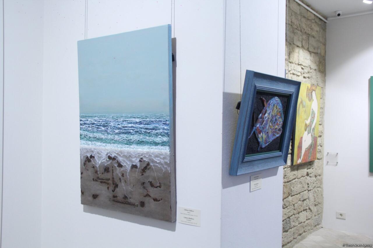 Art Weekend в Баку - открылась выставка "Я – Вода", где течёт память