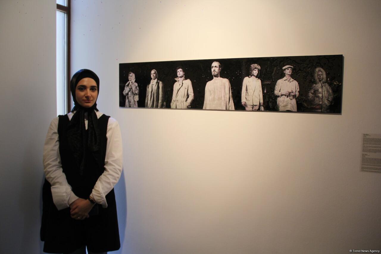 Art Weekend в Баку - открылась выставка "Состояние потока ", отражённый в воде город