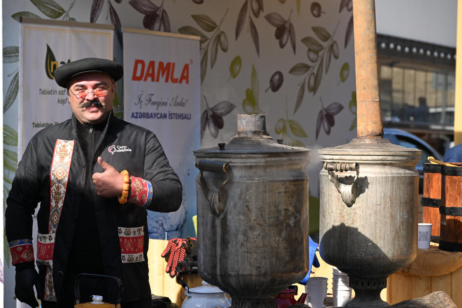 İçərişəhərdə Zeytun Festivalı davam edir