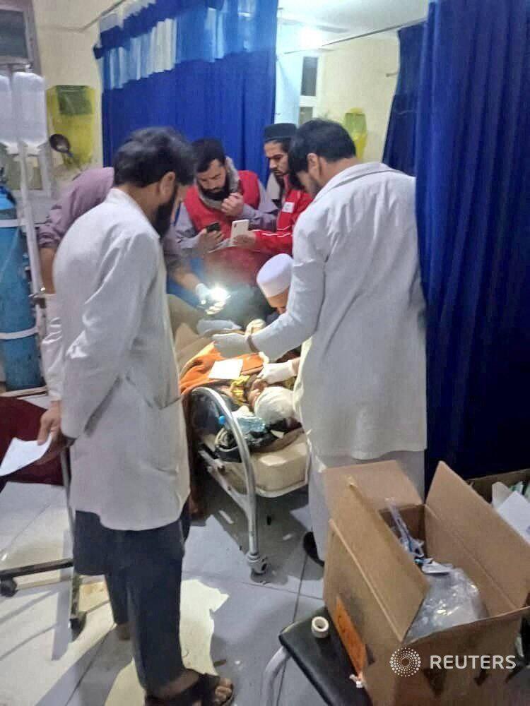 Сильное землетрясение в Афганистане: десятки погибших, сотни пострадавших