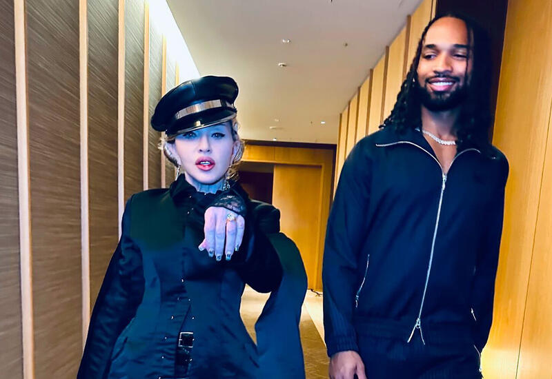 Мадонна тайно помолвлена с 29-летним возлюбленным