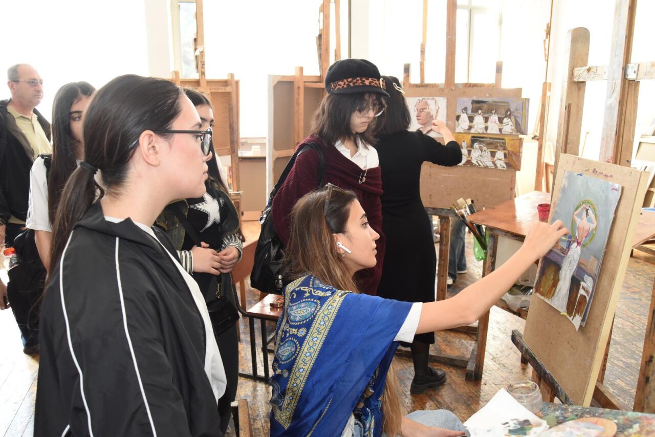 Art Weekend в Баку - в Азербайджанской государственной академии художеств прошли Дни открытых дверей
